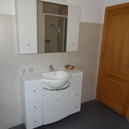 Les Tilleuls Pensjonat 3*